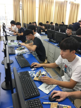 信工特色，灣區(qū)魅力 | 2020年廣東新安職業(yè)技術(shù)學(xué)院信息工程系專業(yè)介紹——計(jì)算機(jī)信息技術(shù)開(kāi)發(fā)